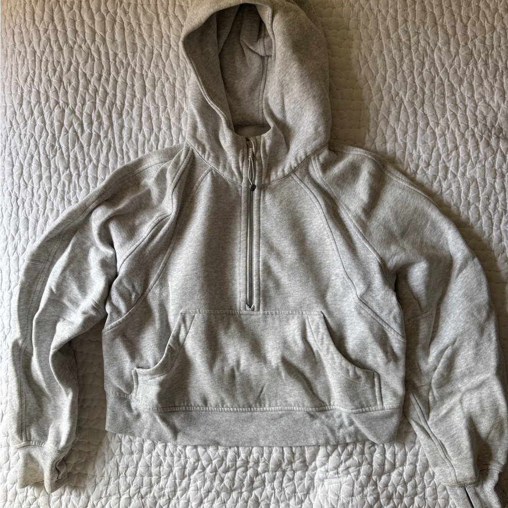 Lululemon Scuba Hoodie - M/L